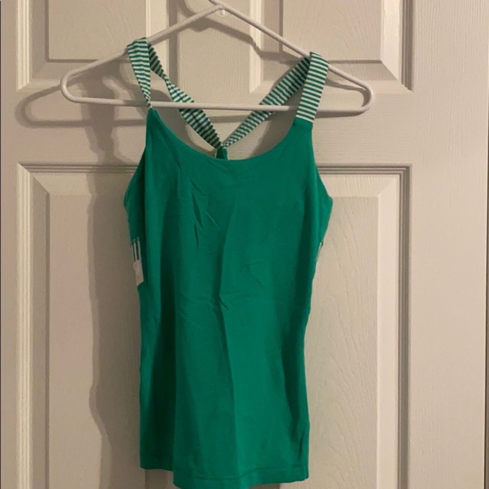 Lululemon tank